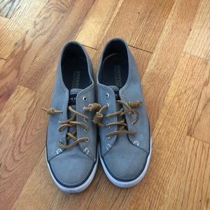 Sperry slip ons in gray